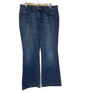 DKNY Soho Women’s jeans blue denim pants size 12 flare